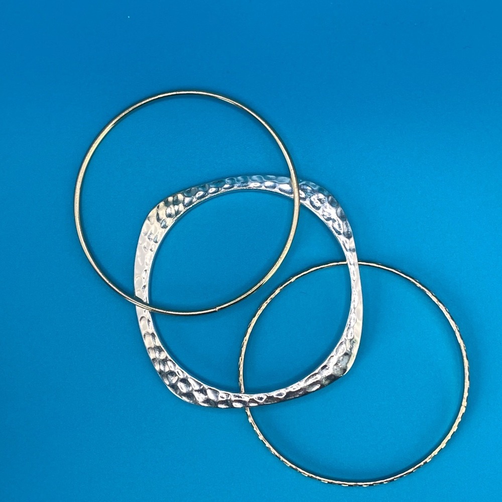 Bangle Bracelet Lot of 3 Silver Tone Hammered & Gold Tone Thin Slip-On Unbranded